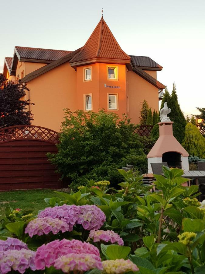 Posejdon Bed & Breakfast Ustronie Morskie Eksteriør bilde